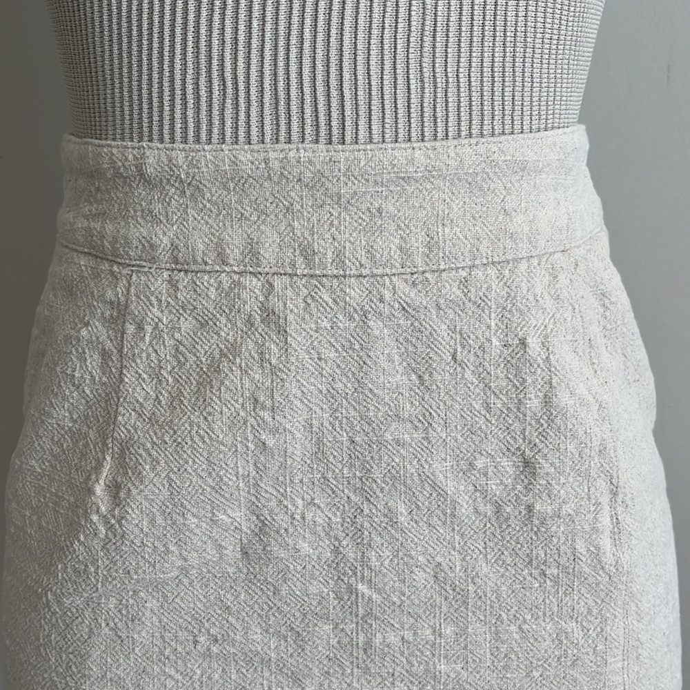 Lioness Mini - Picture 3 of 9